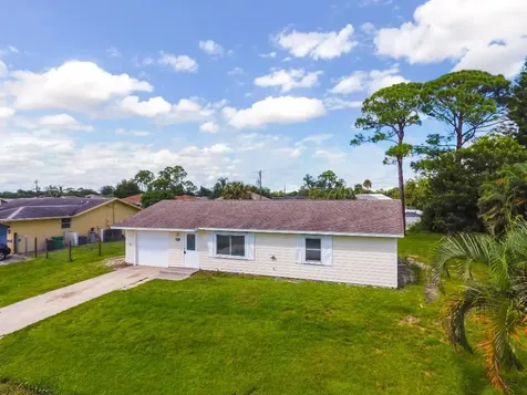 1449 SW Sudder Avenue Port St Lucie FL 34953
