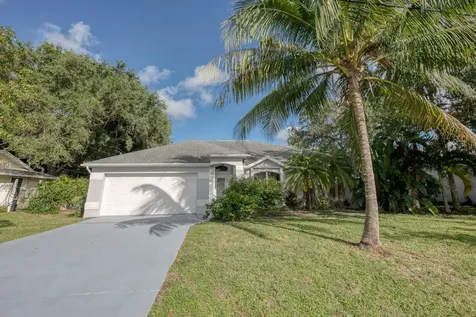 2451 SE Avalon Road Port St Lucie FL 34952