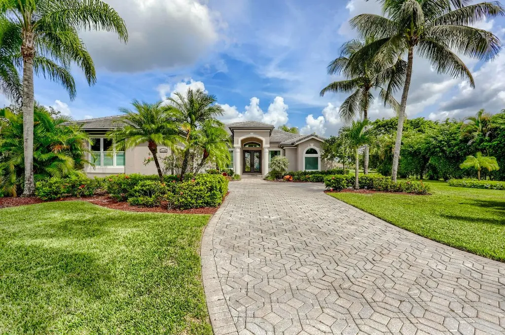 11950 Torreyanna Circle Palm Beach Gardens FL 33412