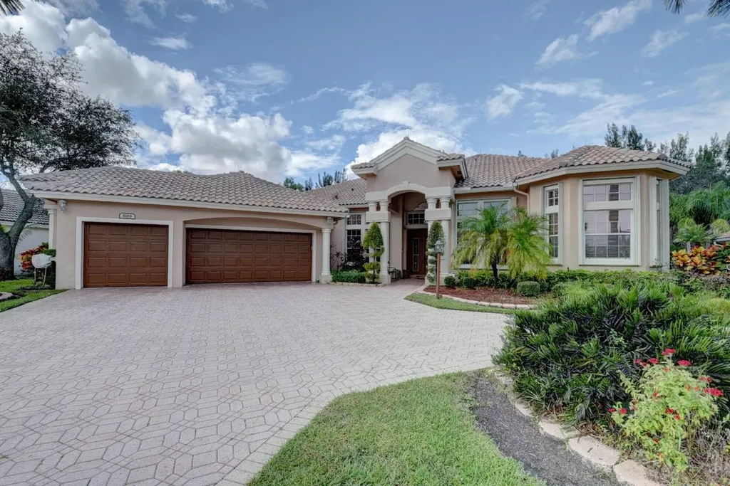 8161 Muirhead Circle Boynton Beach FL 33472