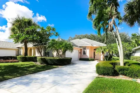 1018 Bedford Avenue Palm Beach Gardens FL 33403