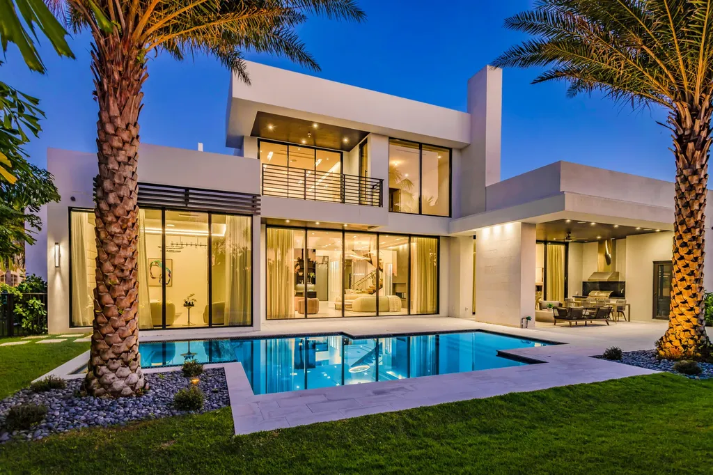 17745 Scarsdale Way Boca Raton FL 33496