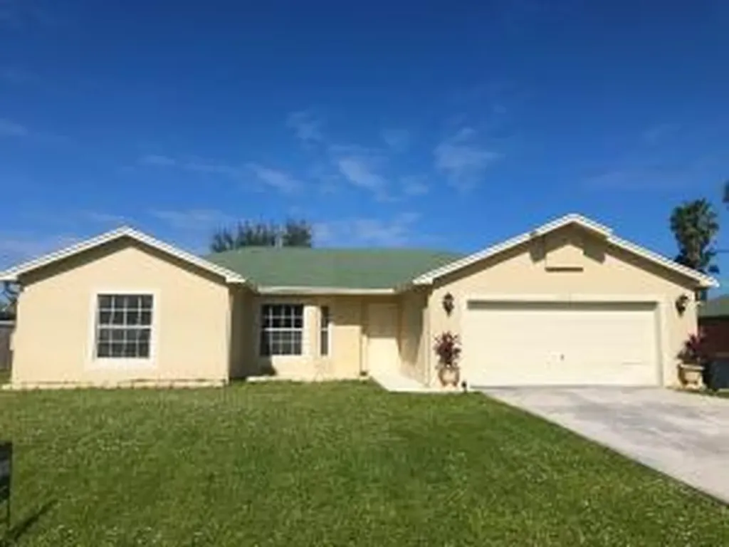 419 NW Kilpatrick Avenue Port St Lucie FL 34983