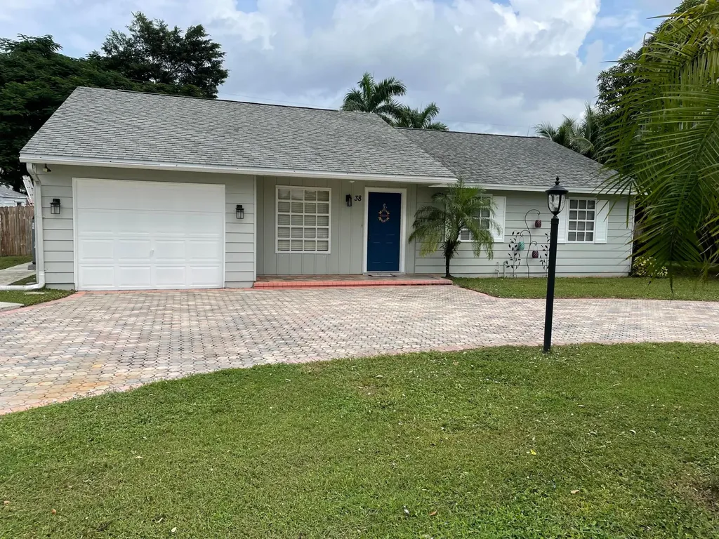 38 W Palmetto Road Lake Worth FL 33467