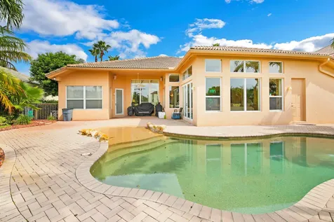 9244 Pineville Drive Lake Worth FL 33467