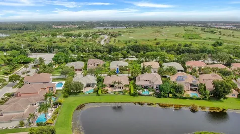 9244 Pineville Drive Lake Worth FL 33467