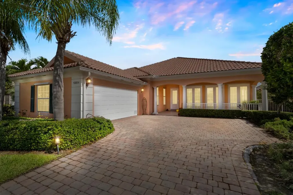 10954 SW Blue Mesa Way Port St Lucie FL 34987