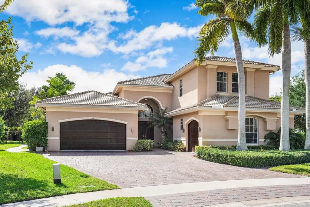 11898 Foxbriar Lake Trail Boynton Beach FL 33473