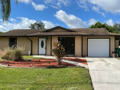 1962 SW Idaho Lane Port St Lucie FL 34953