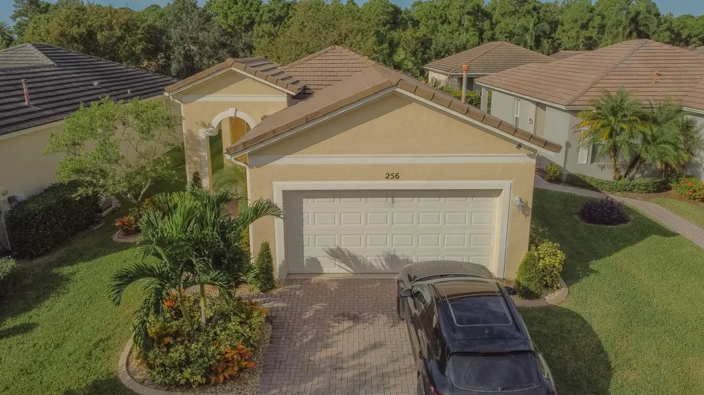 256 SW Manatee Springs Way Port St Lucie FL 34986