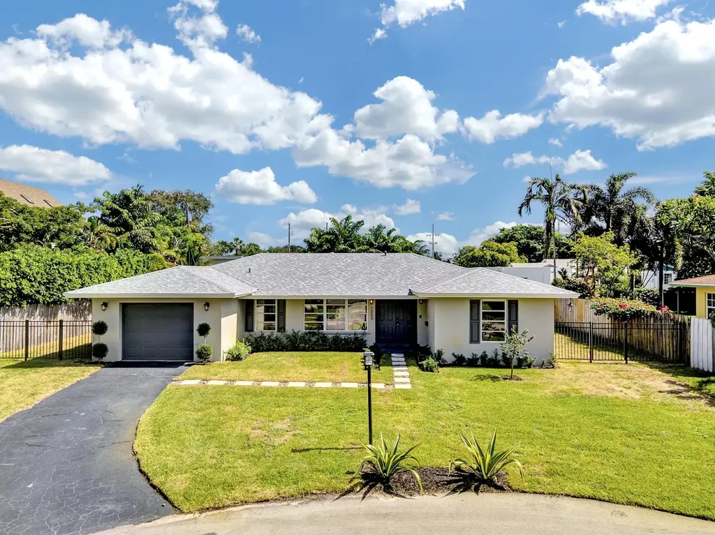 1009 NW 1st Avenue Delray Beach FL 33444