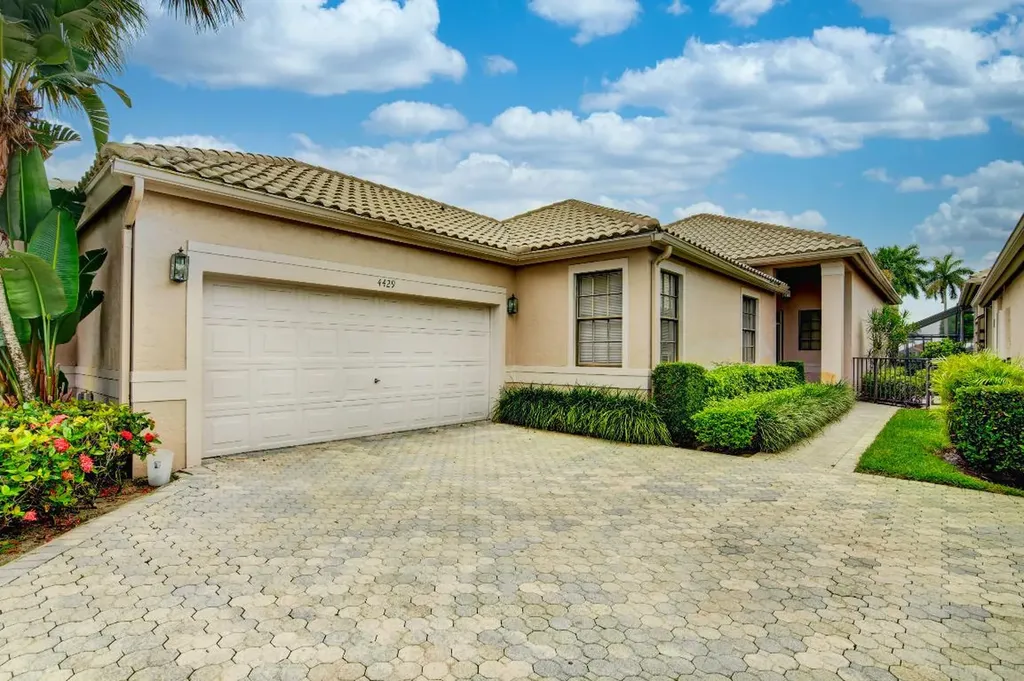 4429 Barclay Fair Way Lake Worth FL 33449