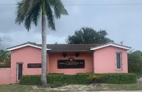 413 W Boynton Beach Boulevard Boynton Beach FL 33435