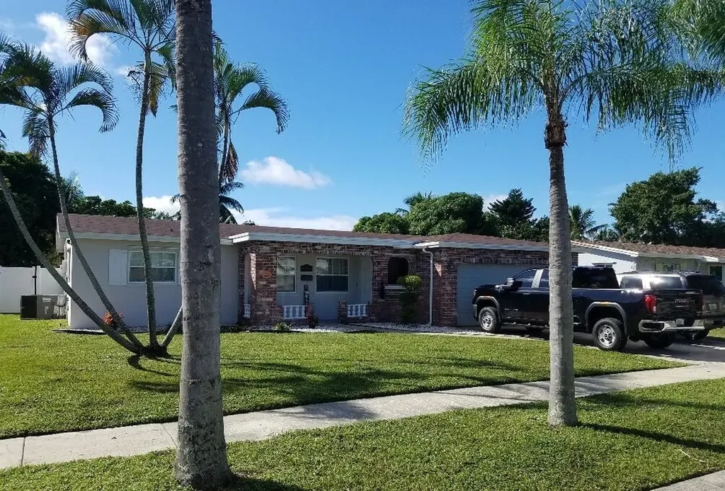 6668 NW 3rd Street Margate FL 33063