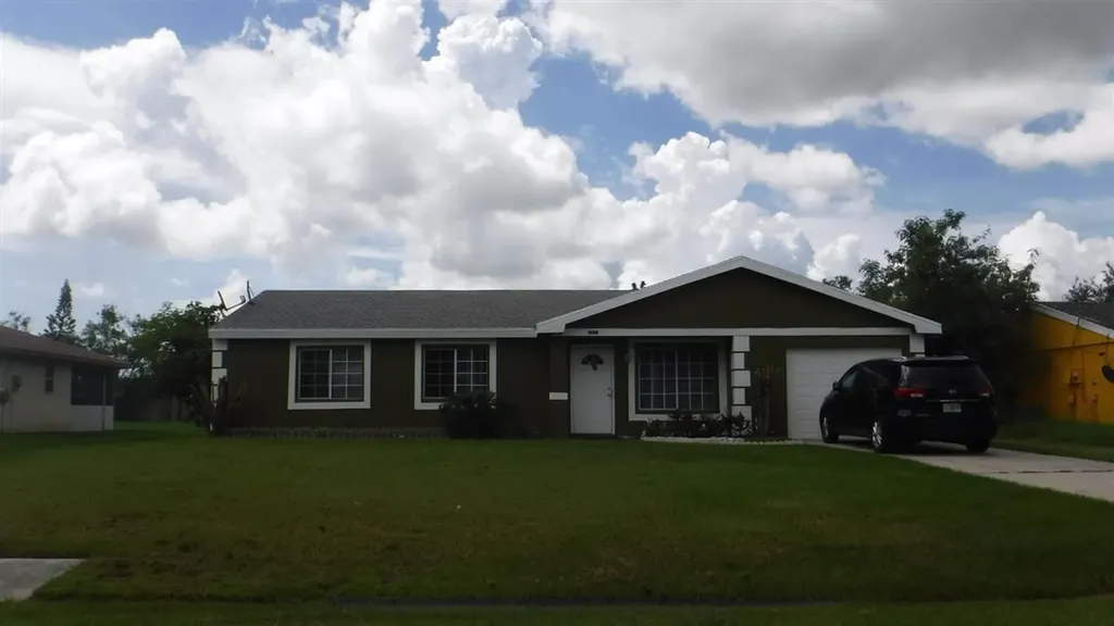 1958 SE Tiffany Avenue Port St Lucie FL 34952