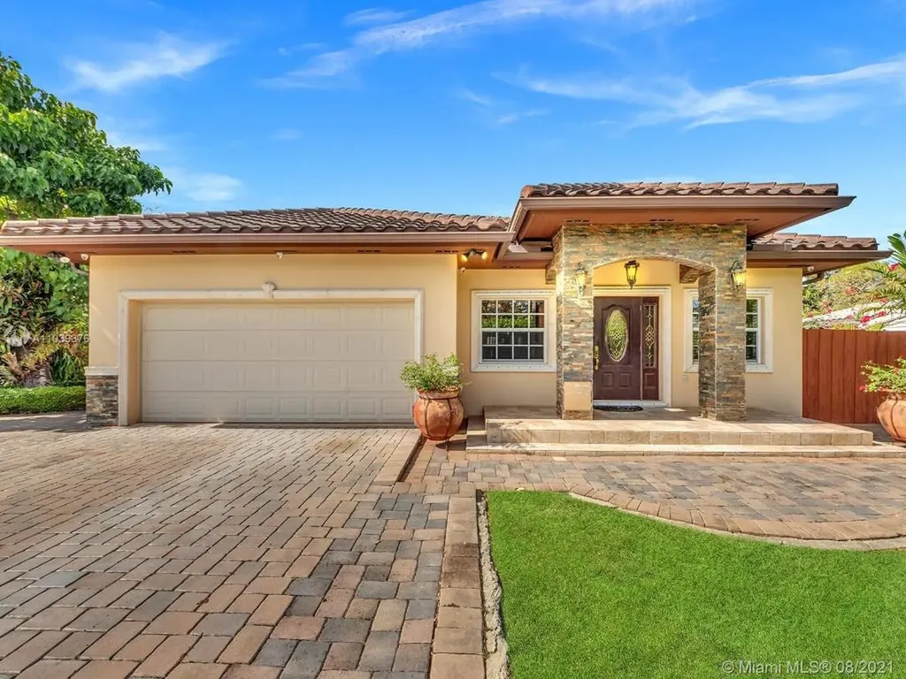 2001 NE 179th Street North Miami Beach FL 33162