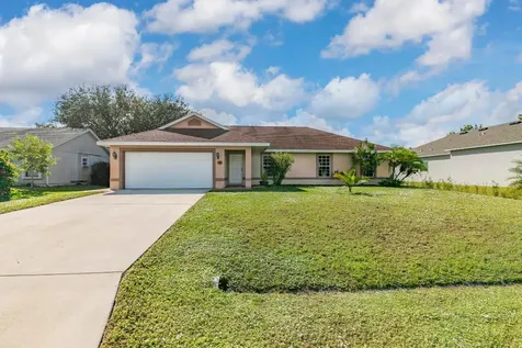 702 SW Hoffenberg Avenue Port St Lucie FL 34953