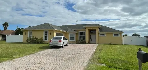 470 SW Ryder Road Port St Lucie FL 34953
