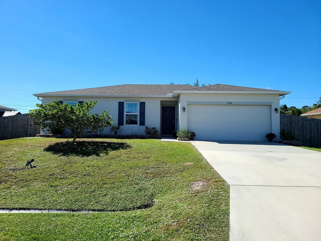 1782 SW Finch Lane Port St Lucie FL 34953
