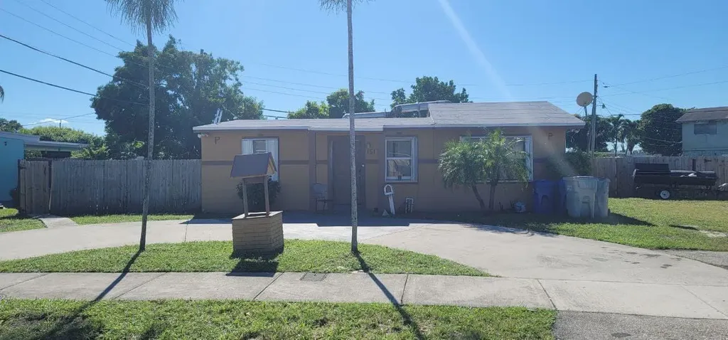 1517 NW 3rd Way Pompano Beach FL 33060