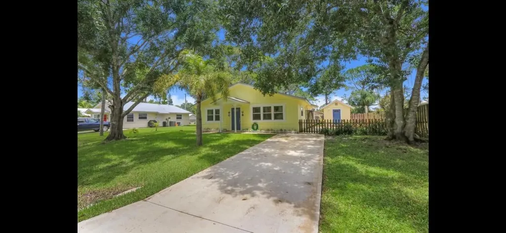 3069 SW Hollis Avenue Palm City FL 34990