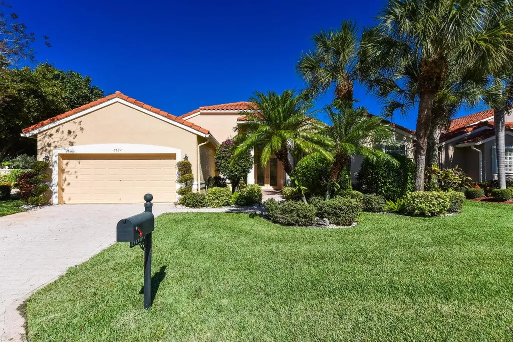 6607 Piemonte Drive Boynton Beach FL 33472