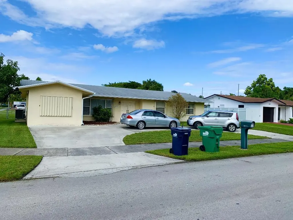 8621 SW 198th Street Cutler Bay FL 33189