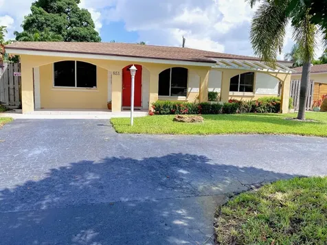 851 NE 48th Street Oakland Park FL 33334