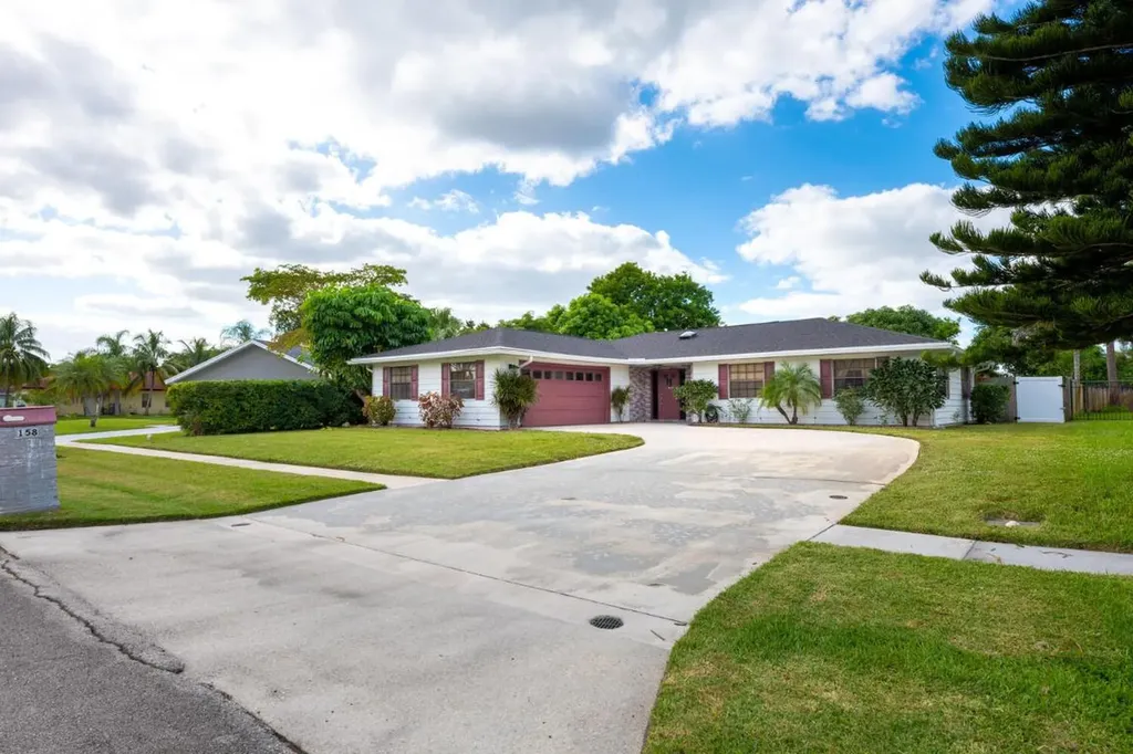 158 Alcazar Street Royal Palm Beach FL 33411