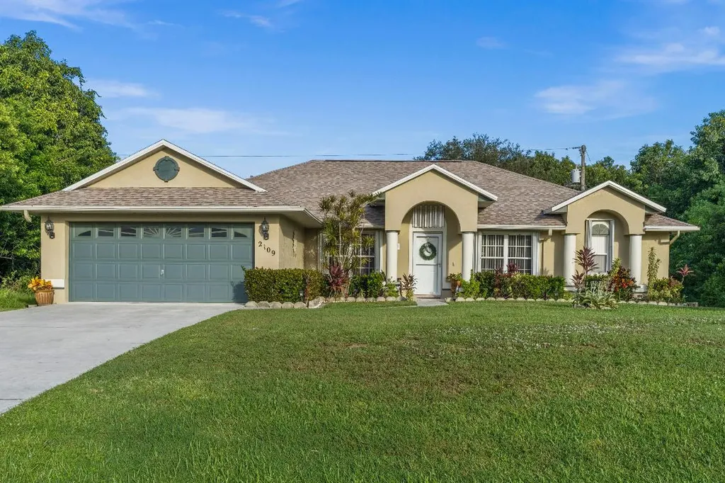 2109 SW Algiers Street Port St Lucie FL 34953