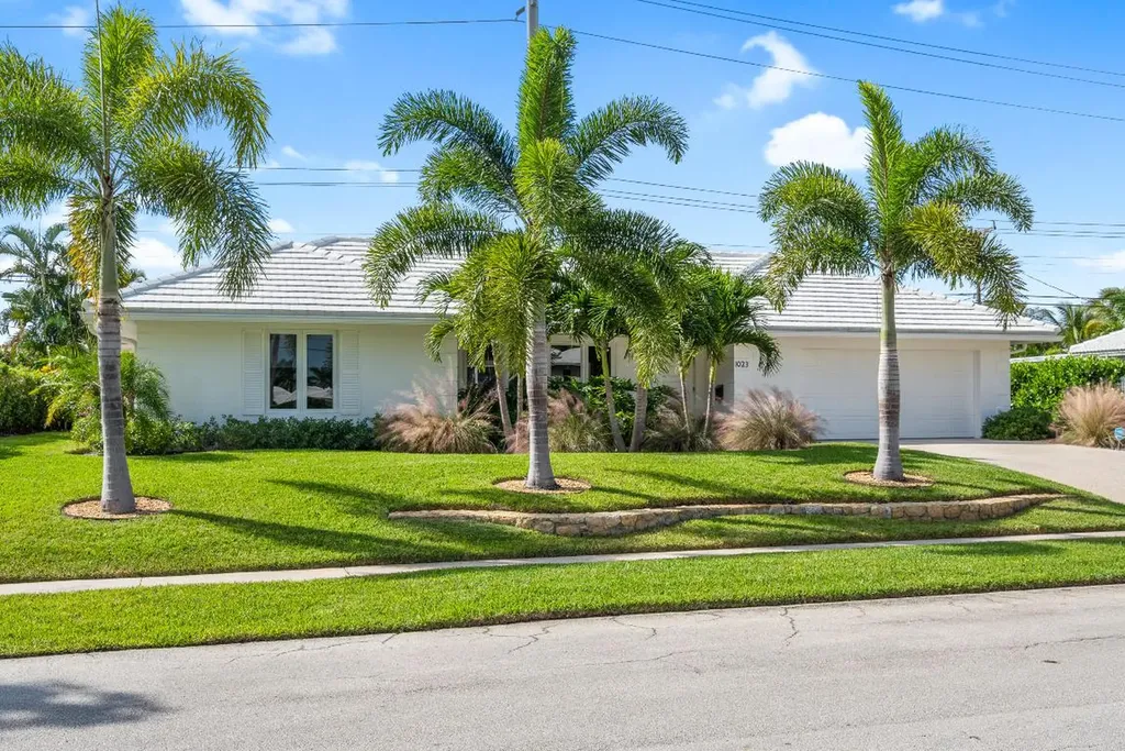 1023 Walnut Terrace Boca Raton FL 33486