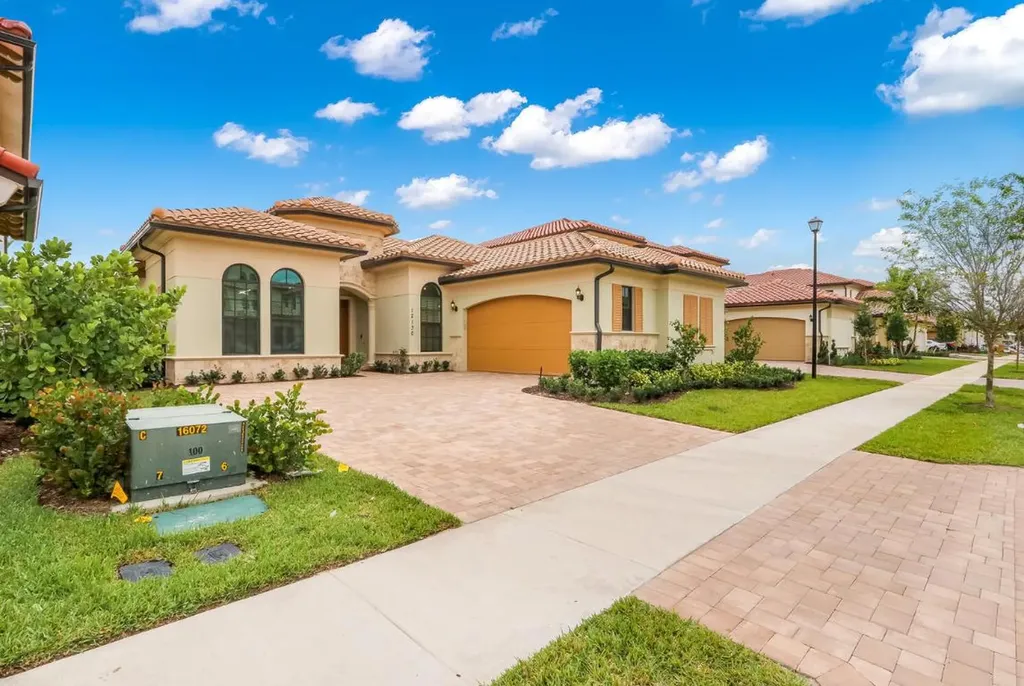 12130 Lake Trail Lane Parkland FL 33076