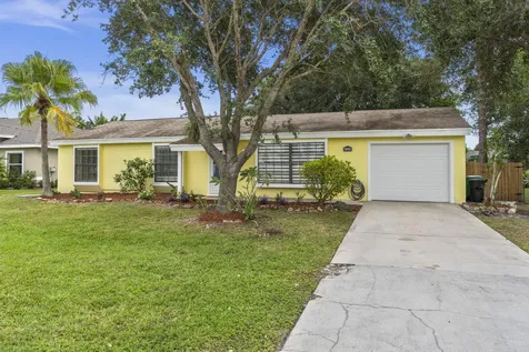 238 SW Christmas Terrace Port St Lucie FL 34984