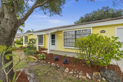 238 SW Christmas Terrace Port St Lucie FL 34984