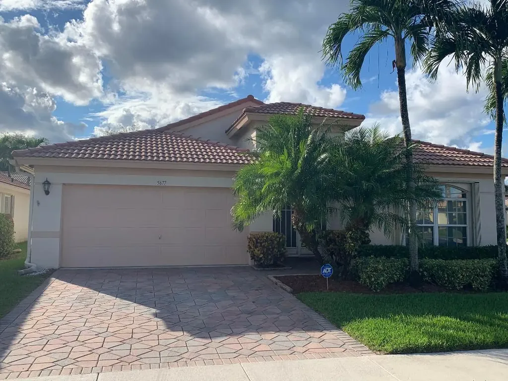5677 Royal Club Drive Boynton Beach FL 33437