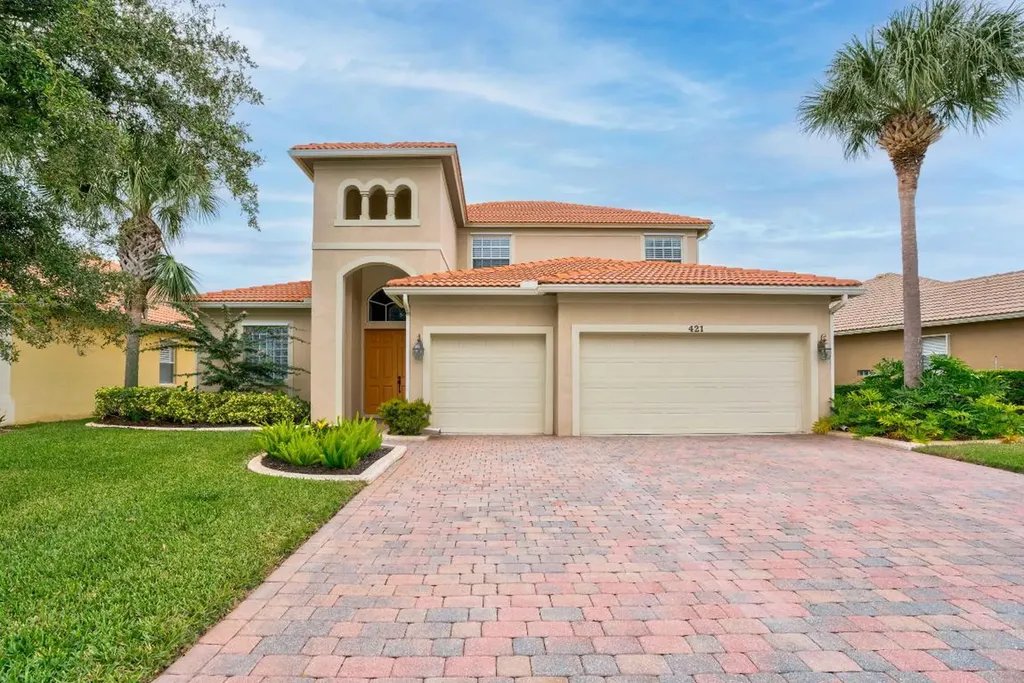 421 NW Sheffield Circle Port St Lucie FL 34983