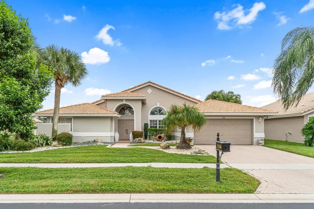 7189 Falls Road E Boynton Beach FL 33437
