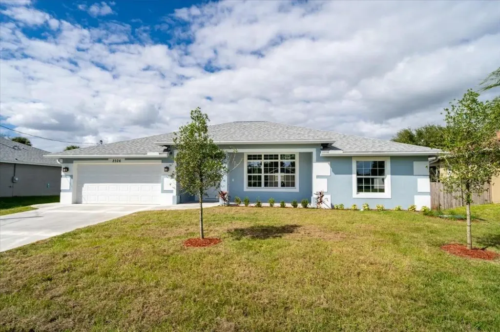 2326 SW Wynnewood Street Port St Lucie FL 34953