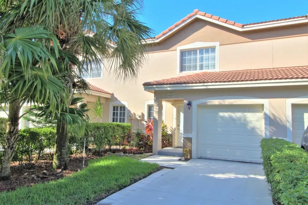 6649 Old Farm Trail Boynton Beach FL 33437