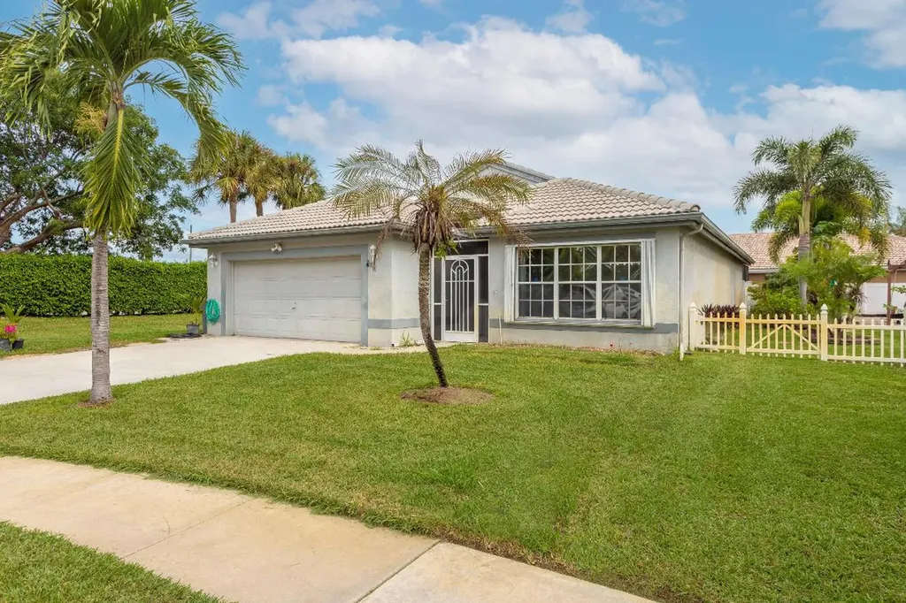 7475 Michigan Isle Road Lake Worth FL 33467