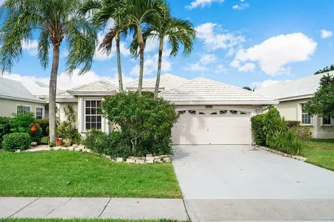 2567 Country Golf Drive Wellington FL 33414