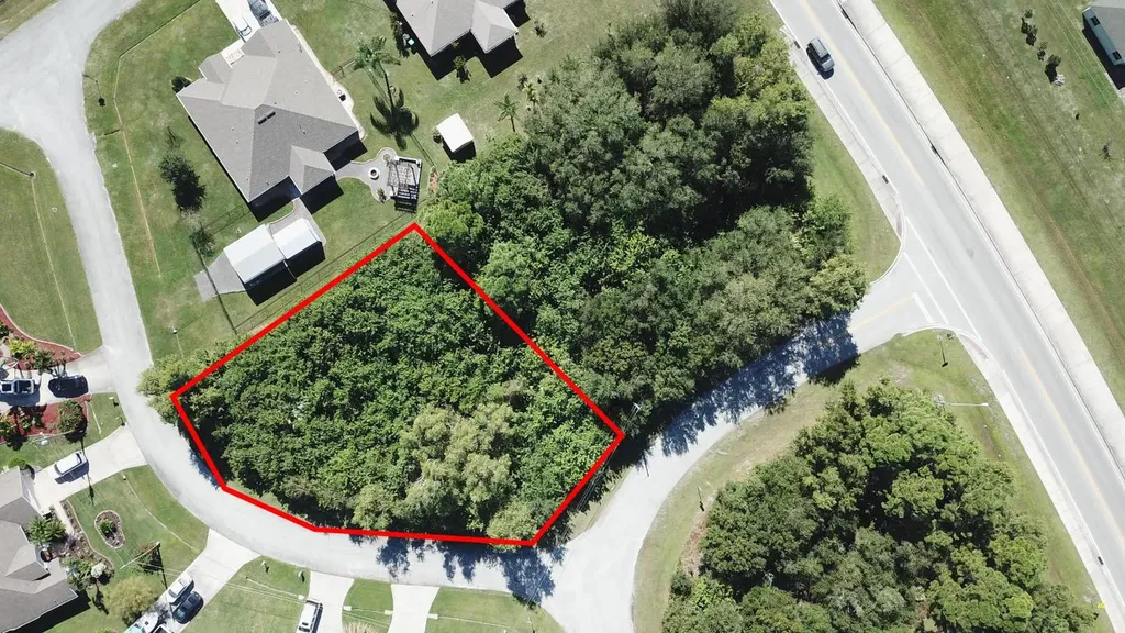 5251 NW Newark Lane Port St Lucie FL 34983
