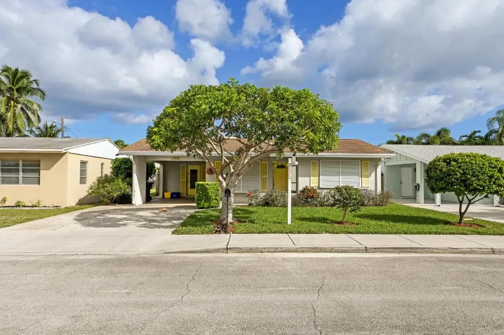1824 N J Street Lake Worth Beach FL 33460