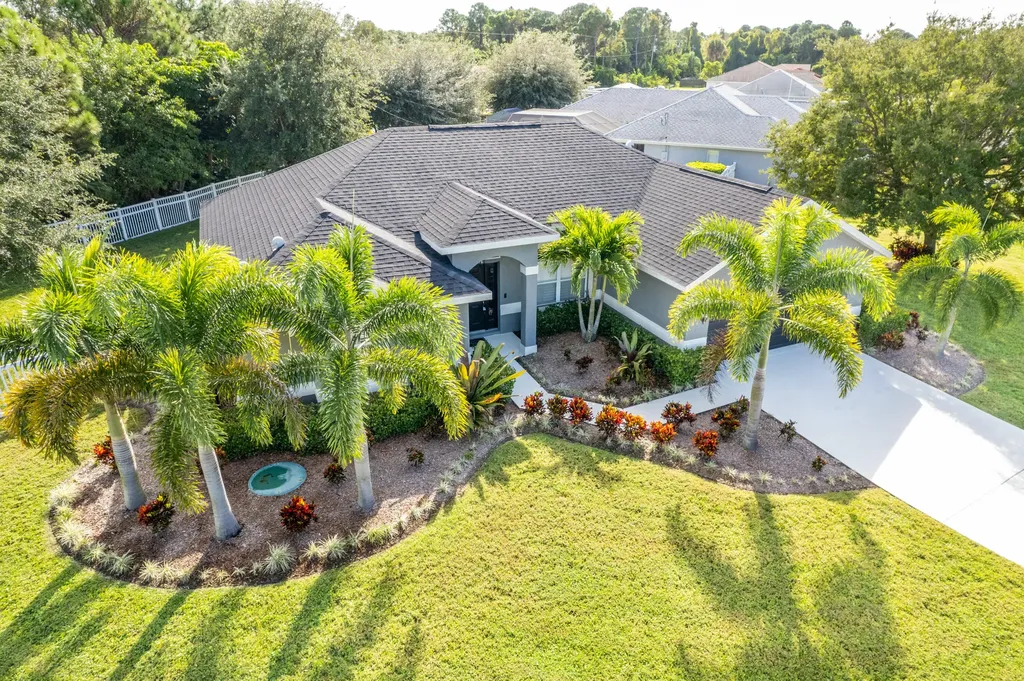 1701 SW Gemini Lane Port St Lucie FL 34984
