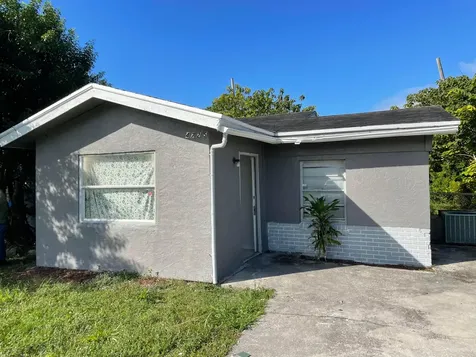 4725 30th Avenue Vero Beach FL 32967