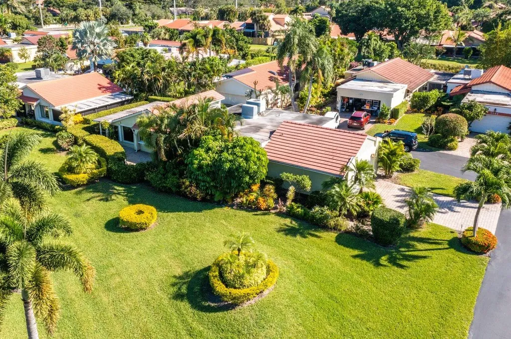 5530 Ainsley Court Boynton Beach FL 33437