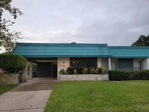 243 NE Floresta Drive Port St Lucie FL 34983