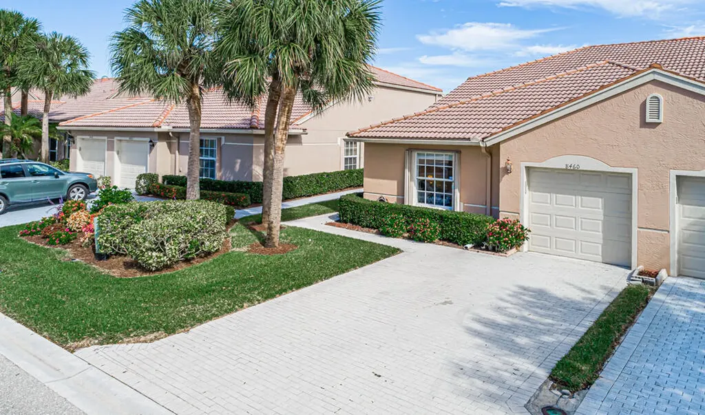 8460 Logia Circle Boynton Beach FL 33472