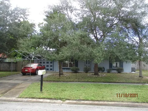 382 NE Surrey Street Port St Lucie FL 34983