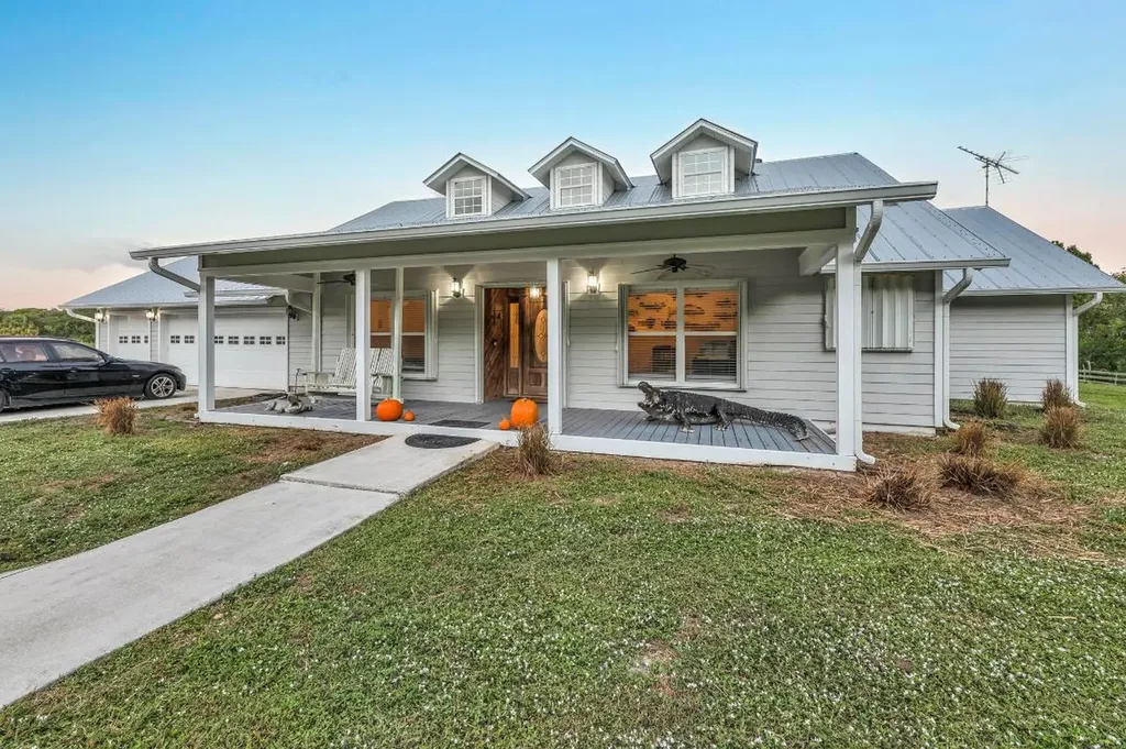 7300 Shanas Trail Port St Lucie FL 34952